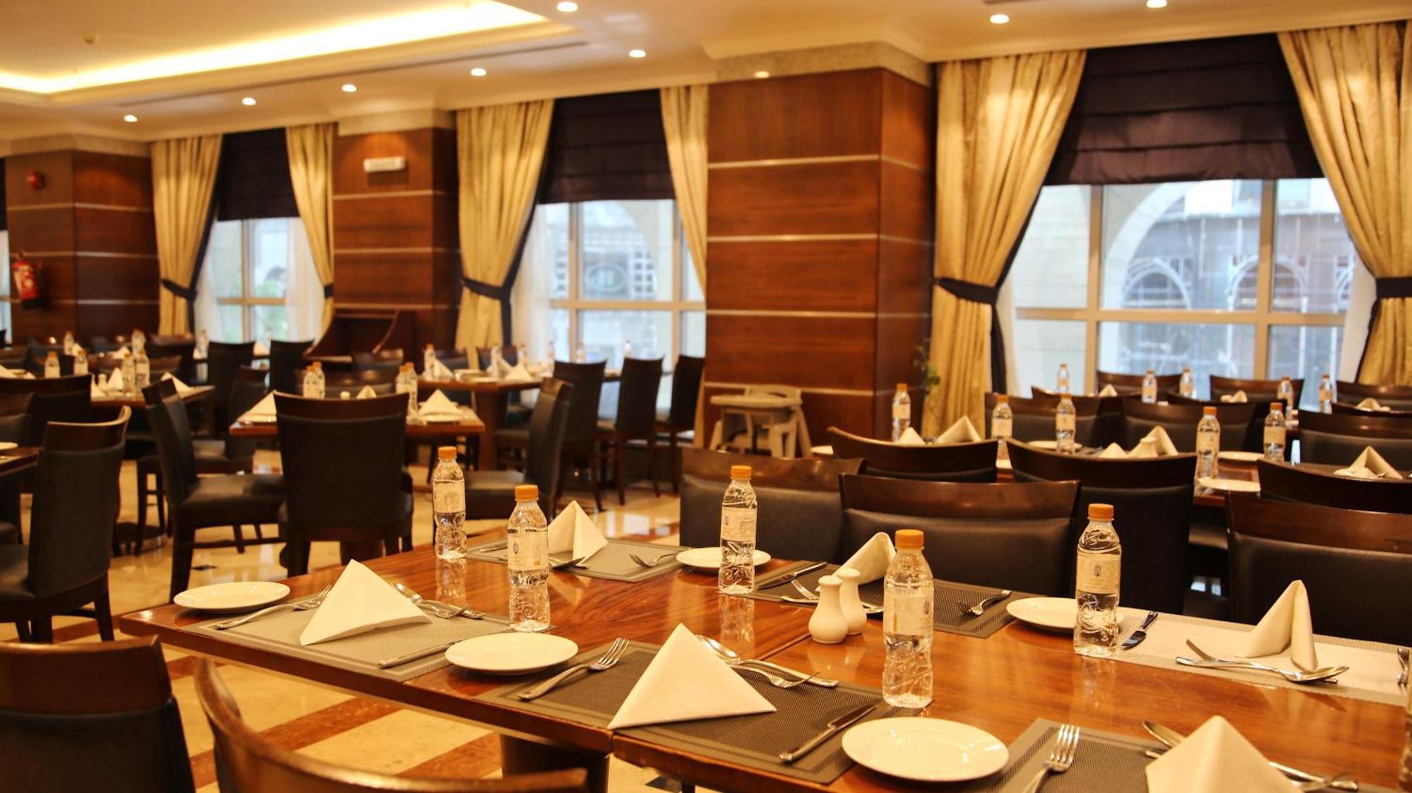 Nozol Royal Inn Hotel Medyna Zewnętrze zdjęcie